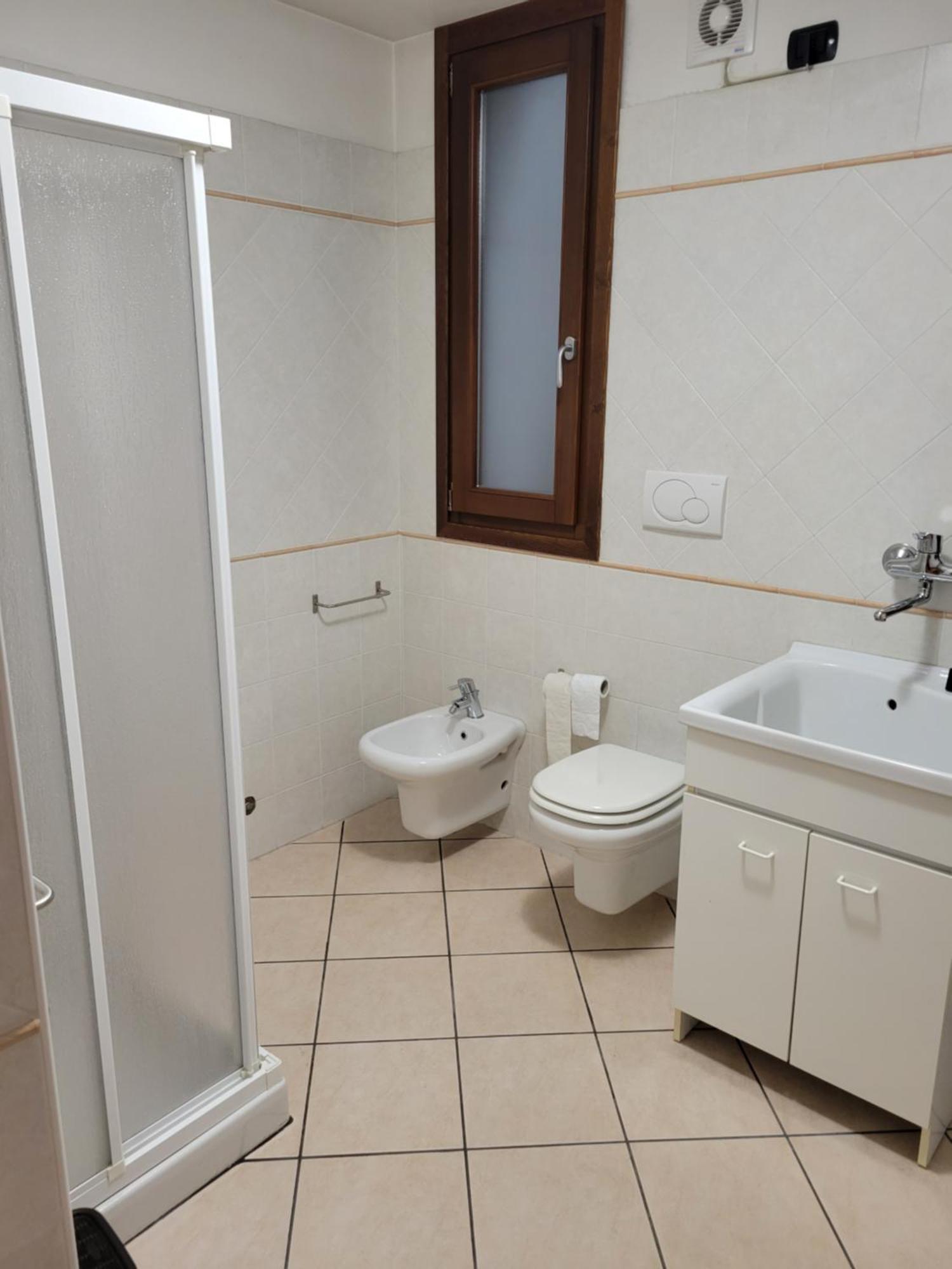 Casa Lorena Desenzano del Garda Bagian luar foto